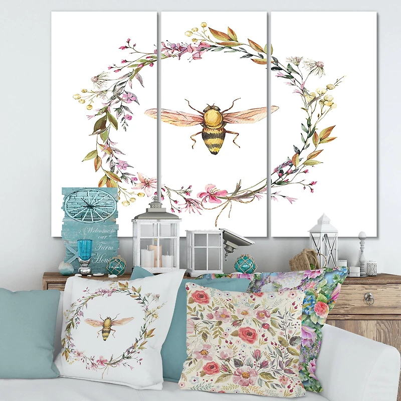 Designart - Bee In Wildflowers Wreath