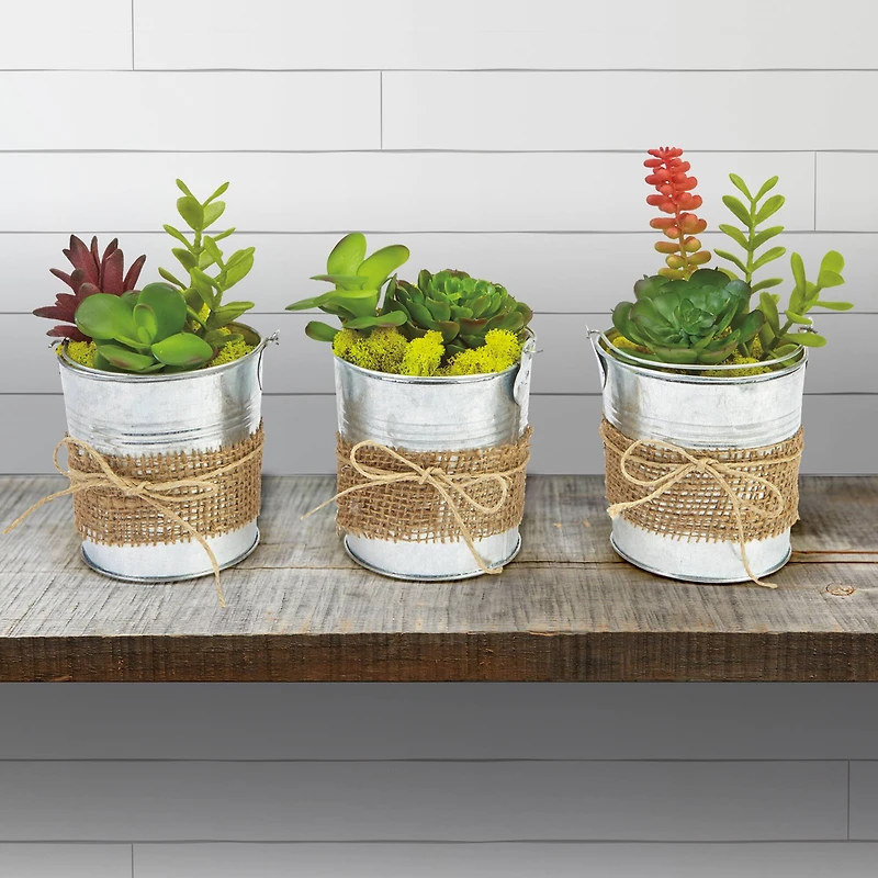 FloraCraft® FloraFōM Vase Insert Green