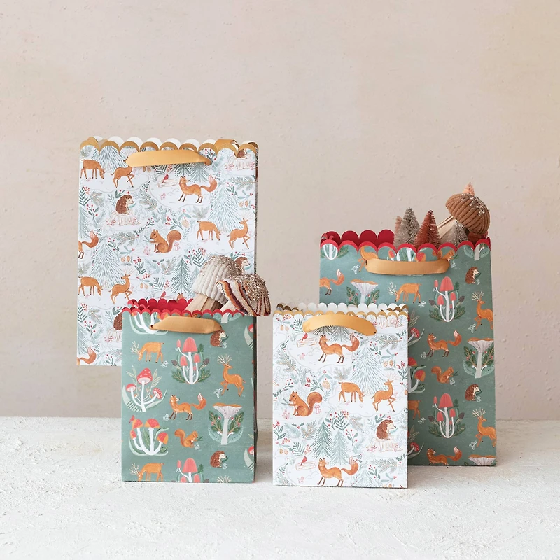 Hello Honey® Woodland Flora & Fauna Scalloped Paper Gift Bag Set