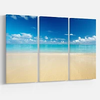 Designart - Sand of Beach in Calm Caribbean Shore