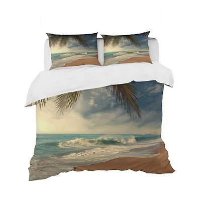 Designart 'Beautiful Tropical Beach with Palms' Beach Bedding Set
