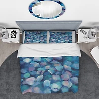 Designart 'Abstract Blue Flower Petals' Geometric Bedding Set