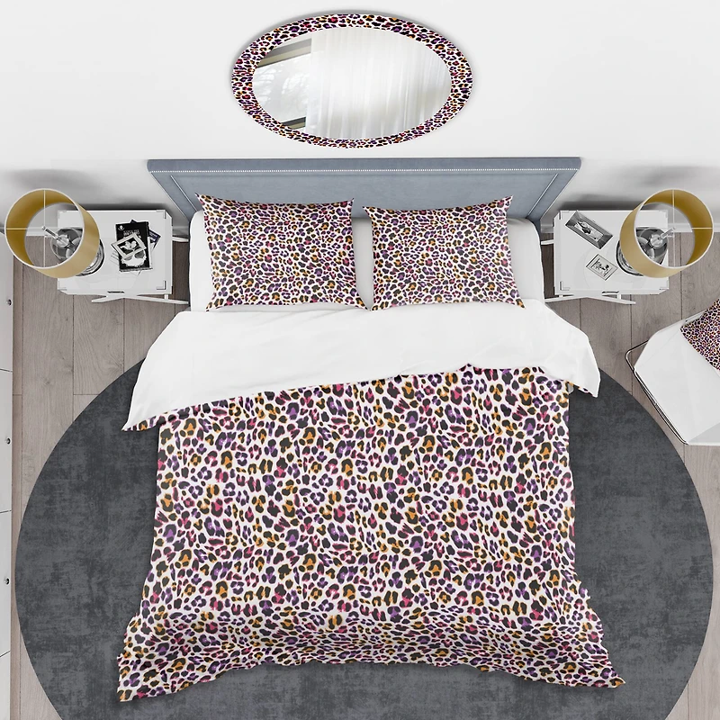 Designart 'Leopard Fur Safari VII' Mid-Century Duvet Cover Set