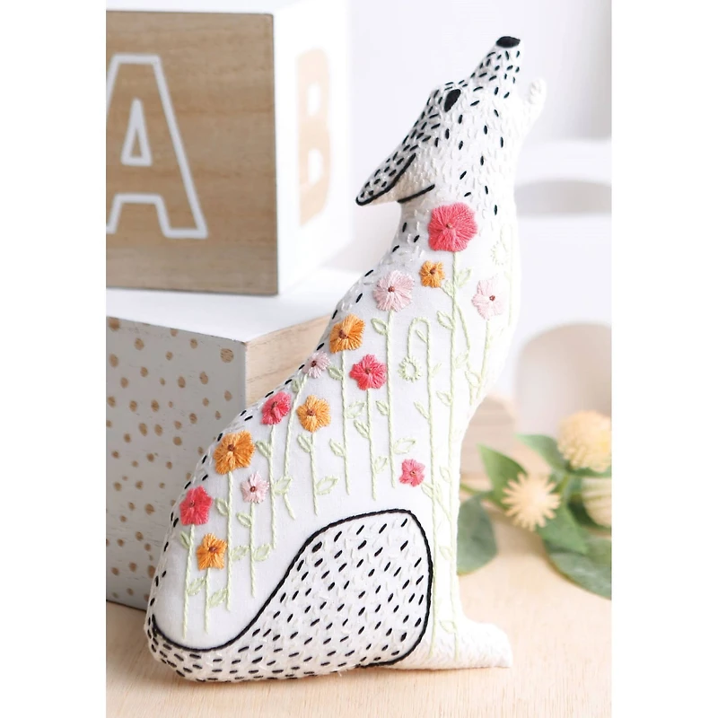 Leisure Arts® Stitchery Forest Friends Book