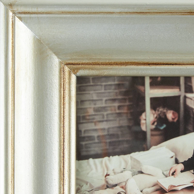 DII® Antique Silver Rub 5" x 7" Farmhouse Picture Frame