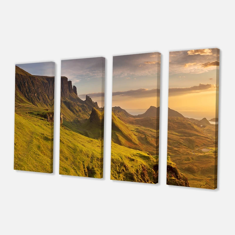 Designart - Sunrise at Quiraing Scotland