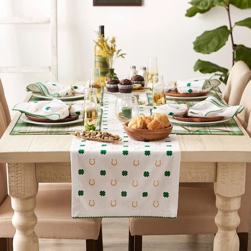 DII® 72" Clover Horseshoe Printed Table Runner