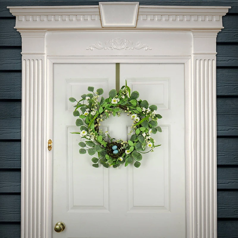 20'' Daisies and Berries Wreath