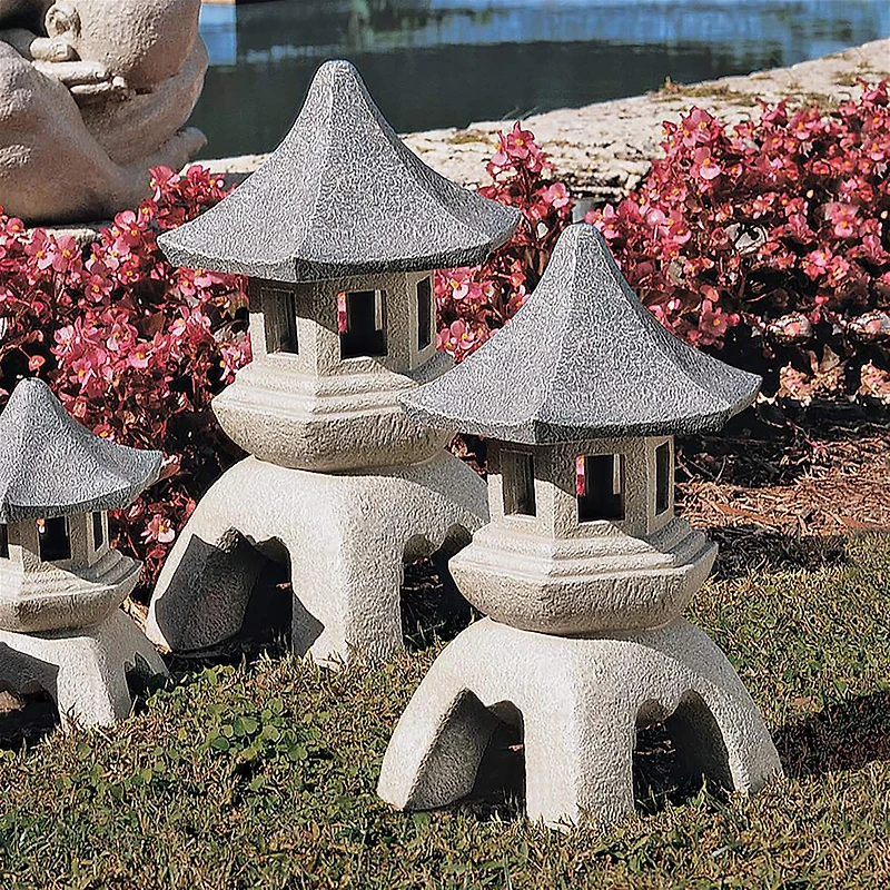 Design Toscano® 17.5" Large Pagoda Lantern Sculpture, 2ct.