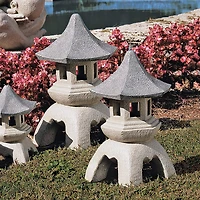 Design Toscano® 17.5" Large Pagoda Lantern Sculpture, 2ct.