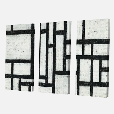 Designart - Black and White Labyrinth geometric
