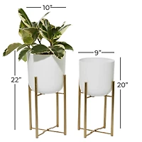 CosmoLiving by Cosmopolitan Set of 2 White Metal Contemporary Planter, 20", 22"