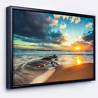 Designart - Beautiful Cloudscape over the Sea