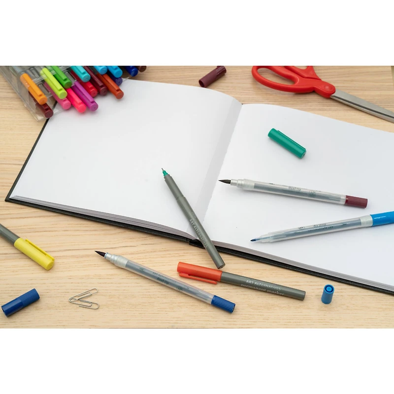 Art Alternatives Gold Fine Permanent Marker Set