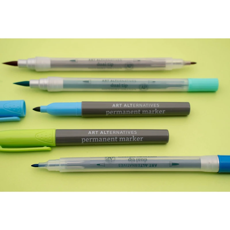 Art Alternatives Gold Fine Permanent Marker Set