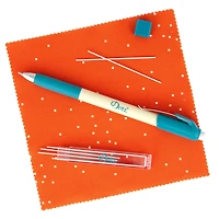 Dritz® 0.9mm White Mechanical Fabric Pencil Set