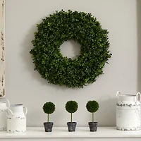 22” Boxwood Wreath