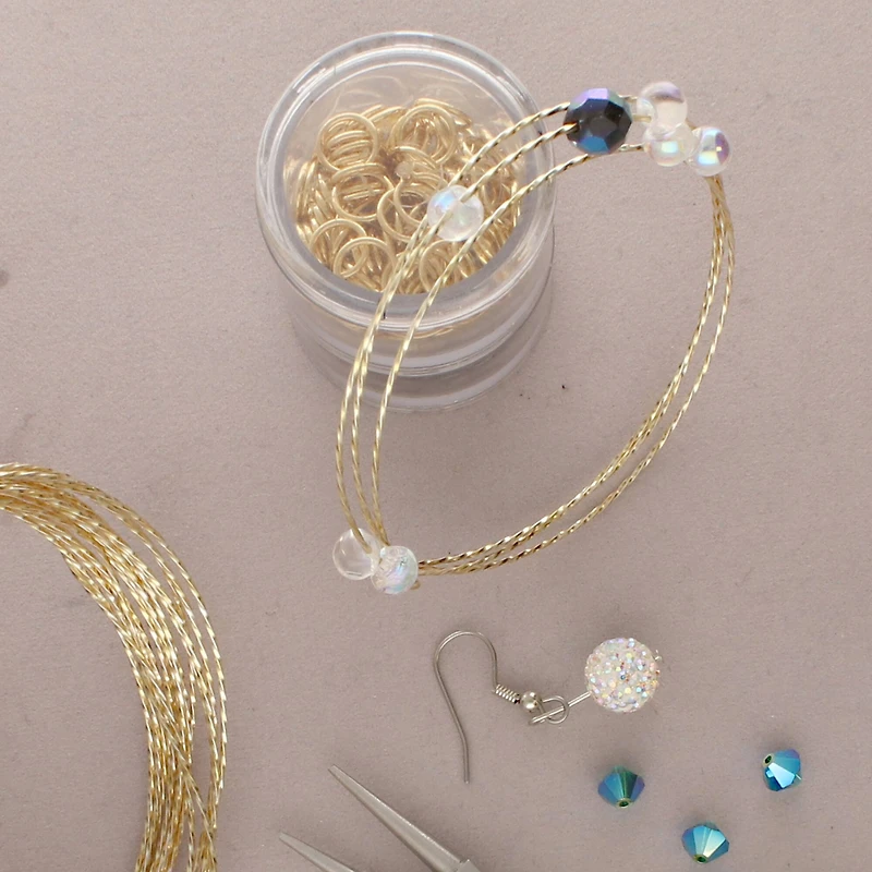 The Beadsmith® Wire Elements™ 18 Gauge Tarnish Resistant Medium Temper Twisted Square Wire