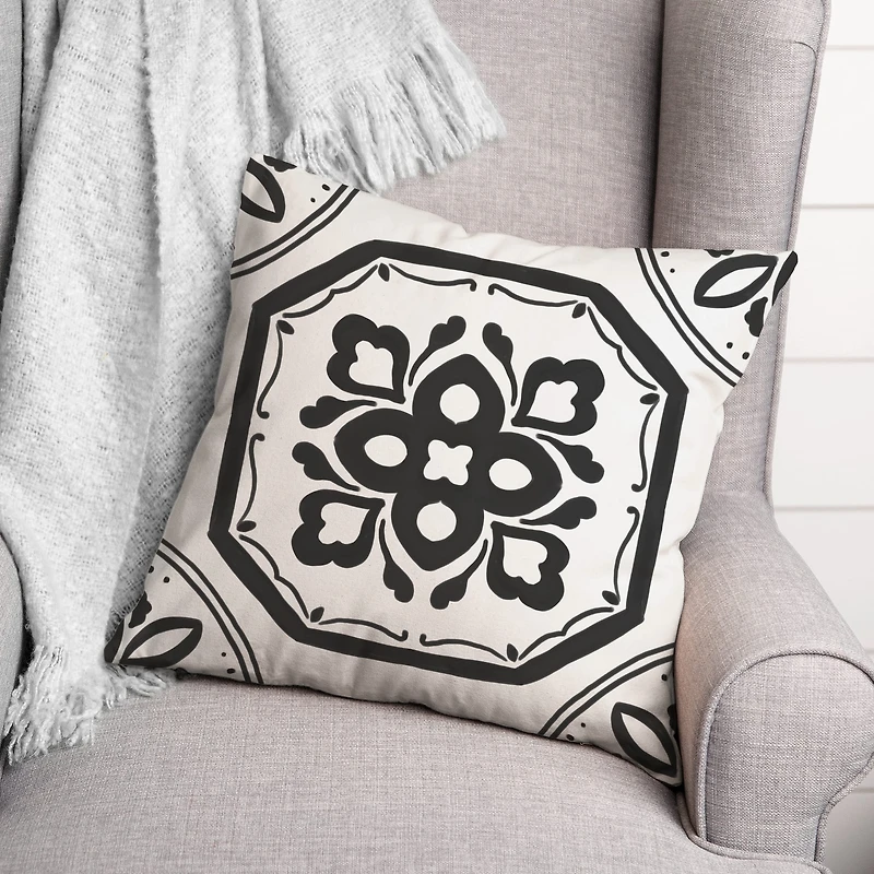 Black Medallion I 18" x 18" Throw Pillow