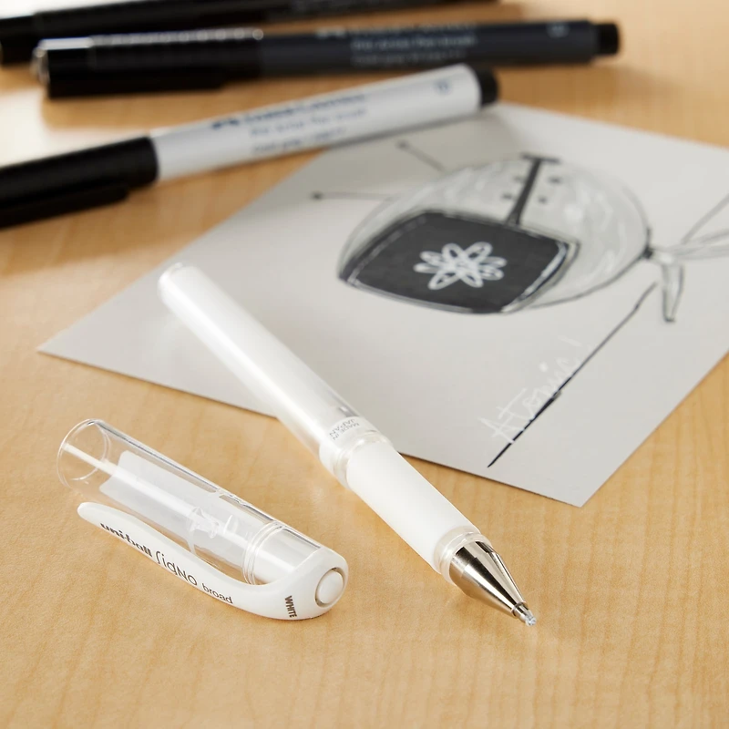 Uni-Ball White Signo Broad Gel Impact Pen