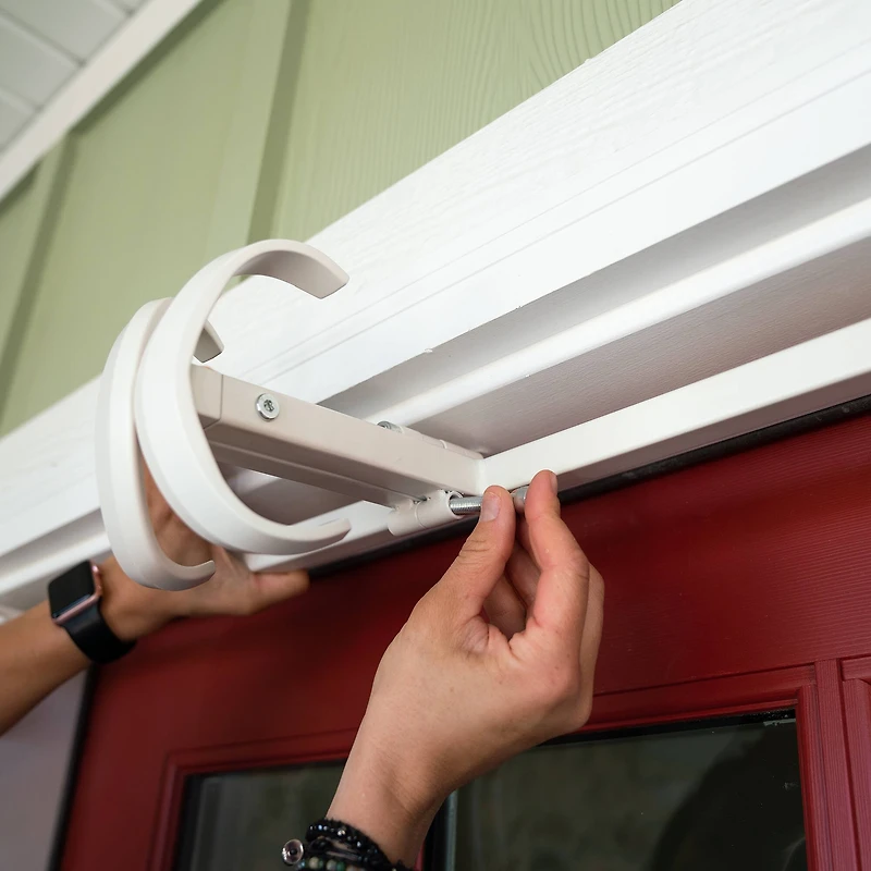 Village Lighting White Single Door Garland Hanger