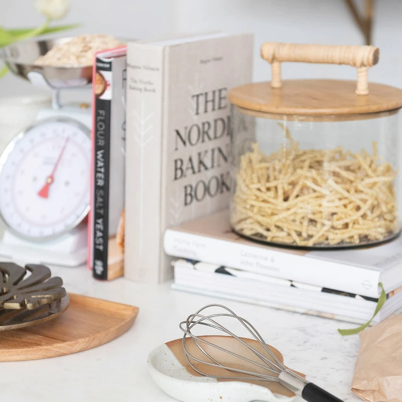 Hello Honey® 9" Glass Jar with Wooden Lid