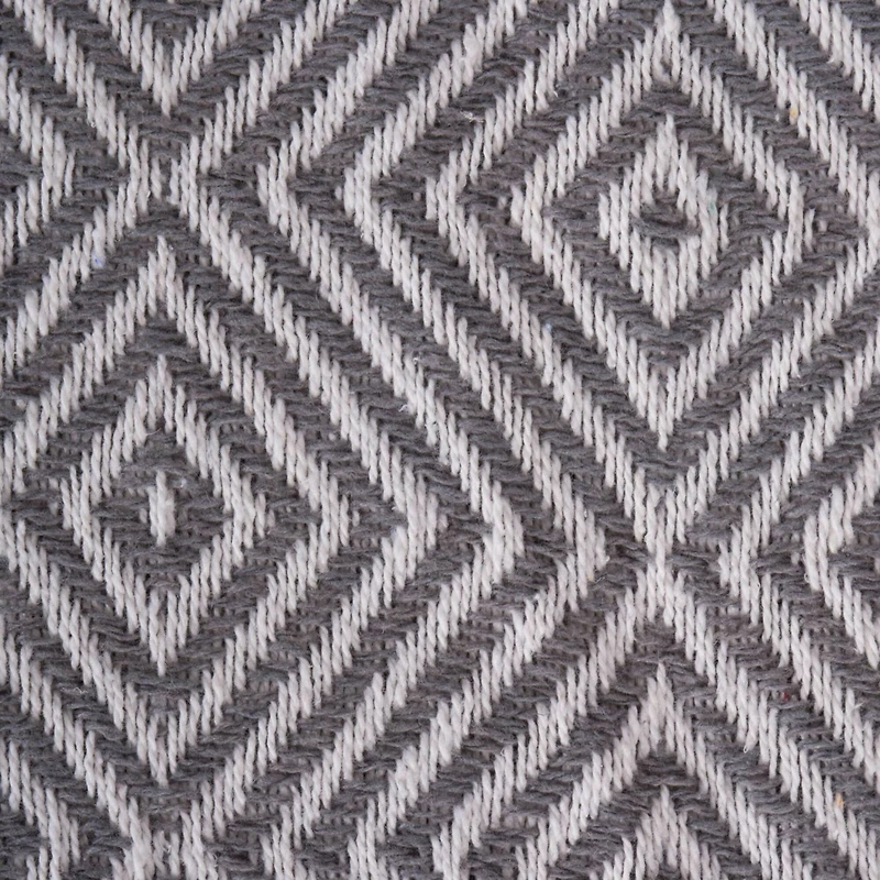 DII® Mineral X-Diamond Geometric Throw