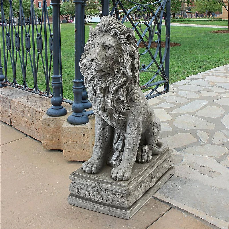 Design Toscano 30" Fouquet Royal Palace Sentinel Lion Statue