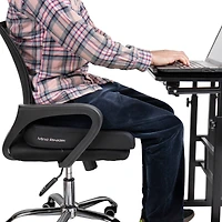 Mind Reader 18" Black Anti-Slip Seat Cushion with Carry Handle