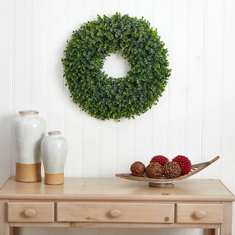 25'' Eucalyptus Wreath 