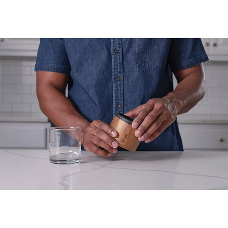 Asobu® Brown Whiskey Kuzie