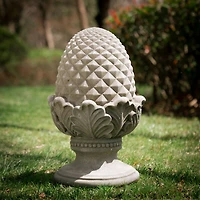 Glitzhome® 16.5" Artichoke Garden Statue