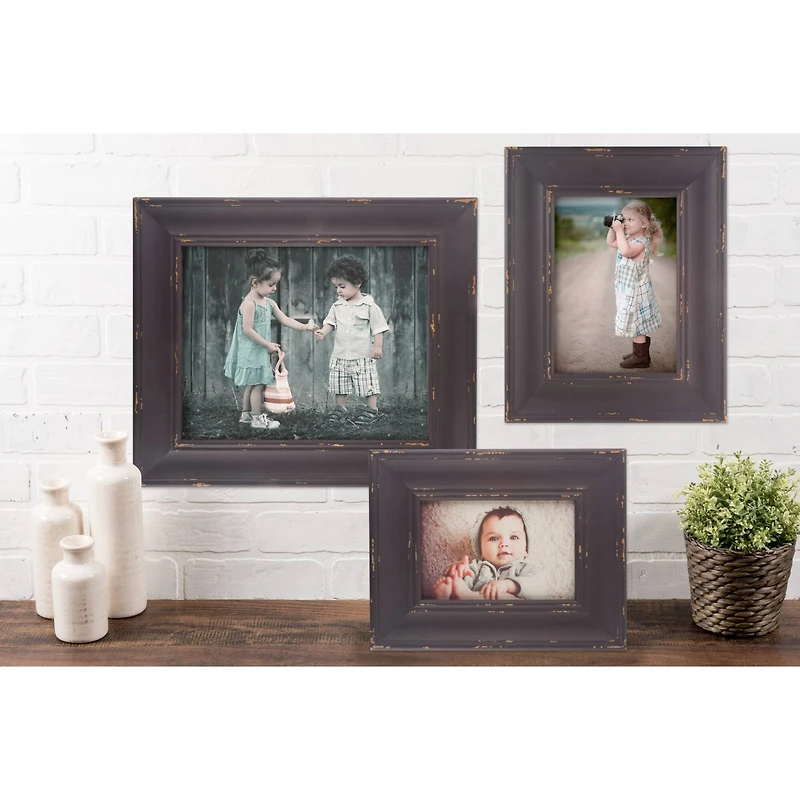 DII® Barn Wood Distressed 4" x 6" Picture Frame