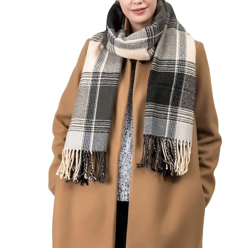 Glitzhome® Fashion Plaid Scarf with Tassels Set