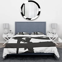 Designart 'Black & White Crossing Paths I' Geometric Bedding Set