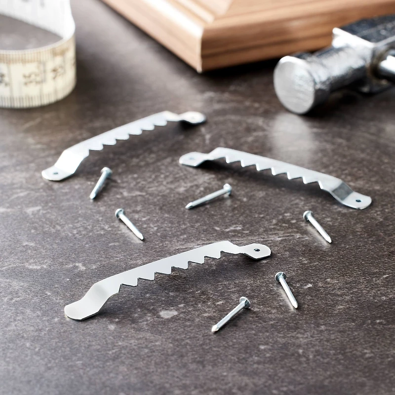 Sawtooth Picture Hanger by Studio Décor