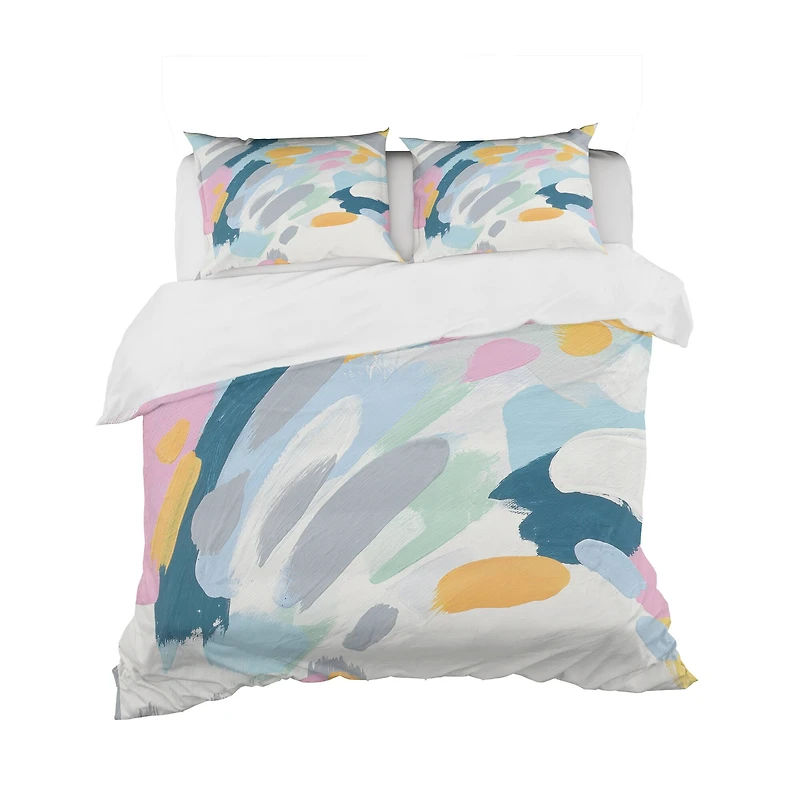 Designart 'Geometric Vortex II' Geometric Bedding Set