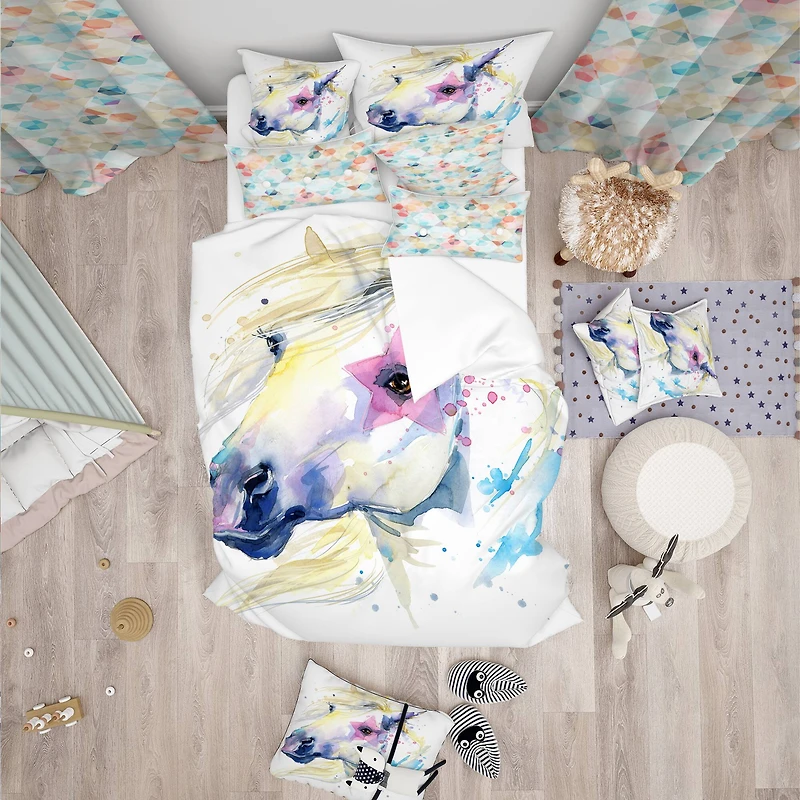 Designart 'Horse Illustration with Splash