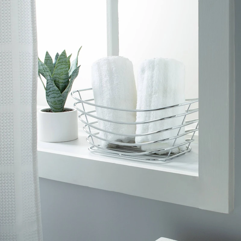 Simplify Wire Towel Basket