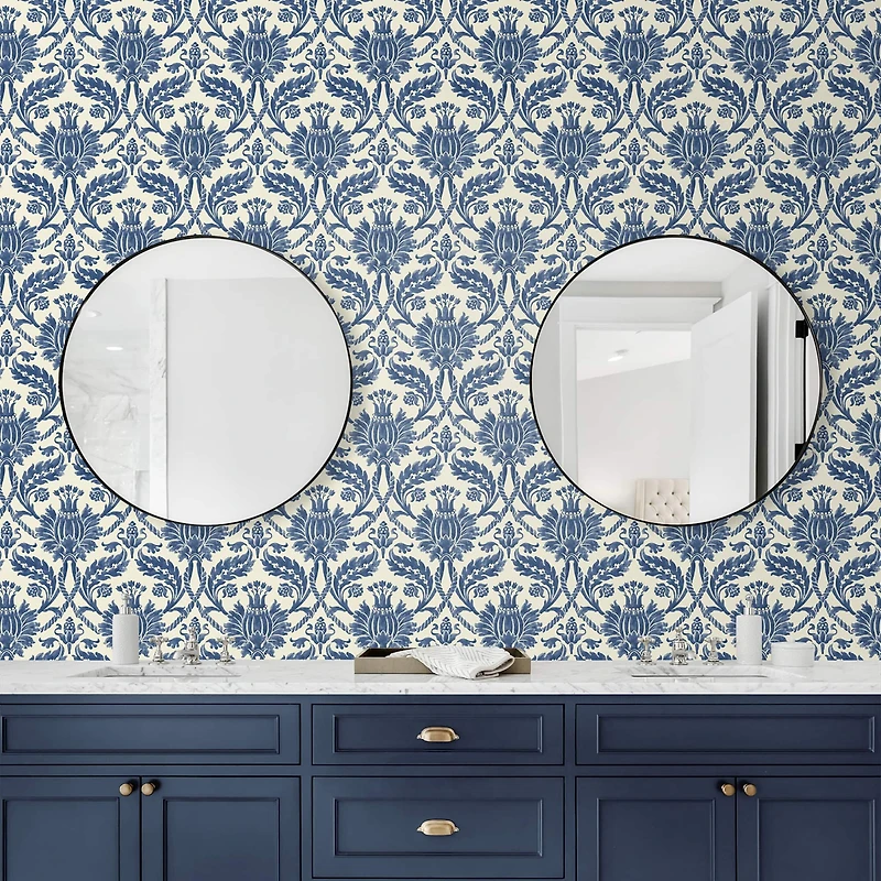 Surface Style Tulip Time Peel & Stick Wallpaper