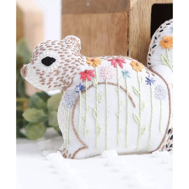 Leisure Arts® Stitchery Forest Friends Book