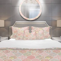 Designart 'Patchwork Pattern with Flowers' Patterned Bedding Set