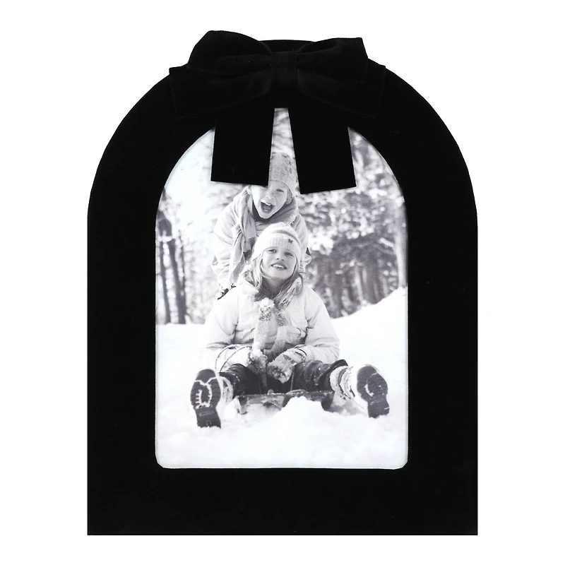 5" x 7" Velvet Arch with Bow Frame by Studio Décor