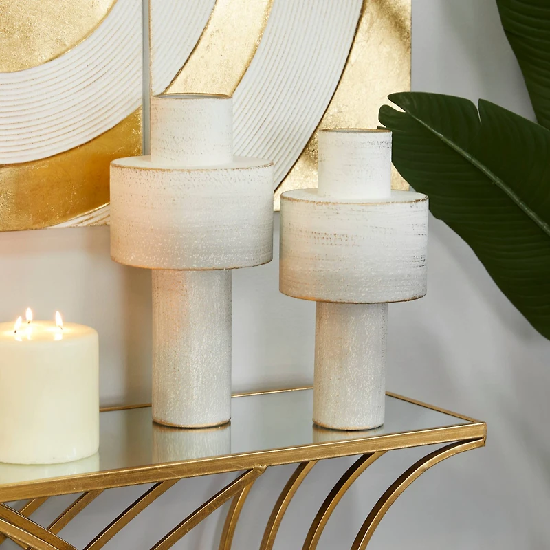 CosmoLiving by Cosmopolitan White Abstract Modern Metal Vase Set