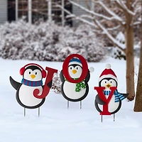 Glitzhome® 3.5ft. Metal Joy Penguin Yard Stake Set