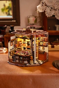 Rolife® Henry's Chocolate DIY Miniature House Kit