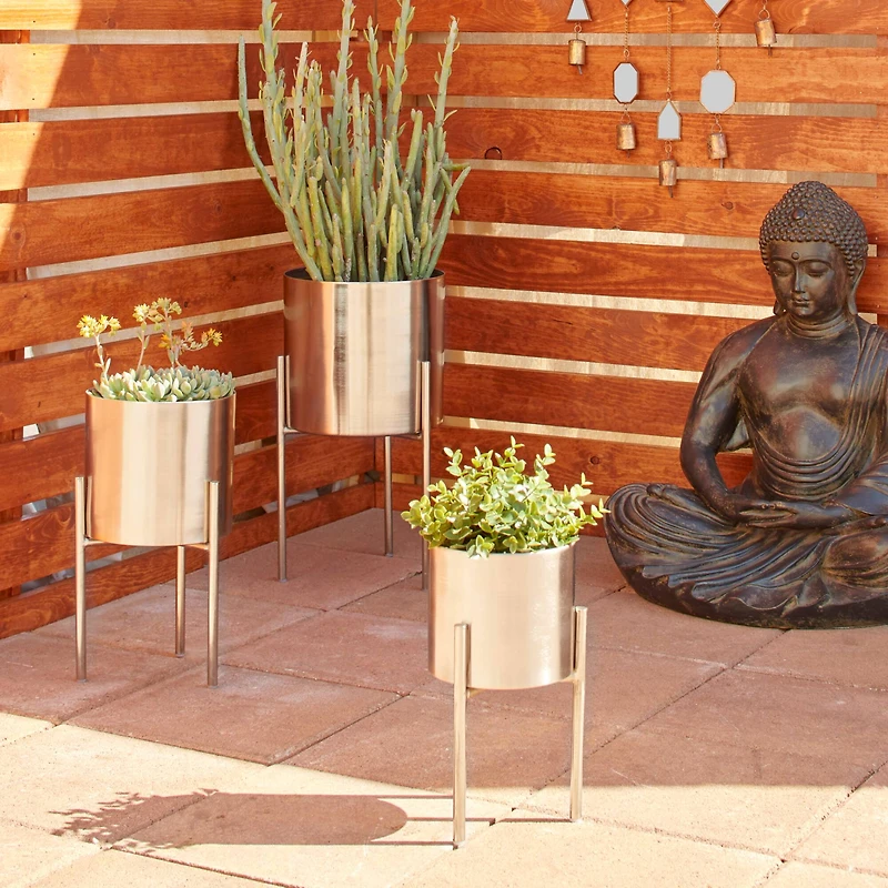 Silver Metal Contemporary Planter Set