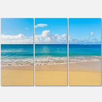 Designart - Calm Beach and Tropical Sea