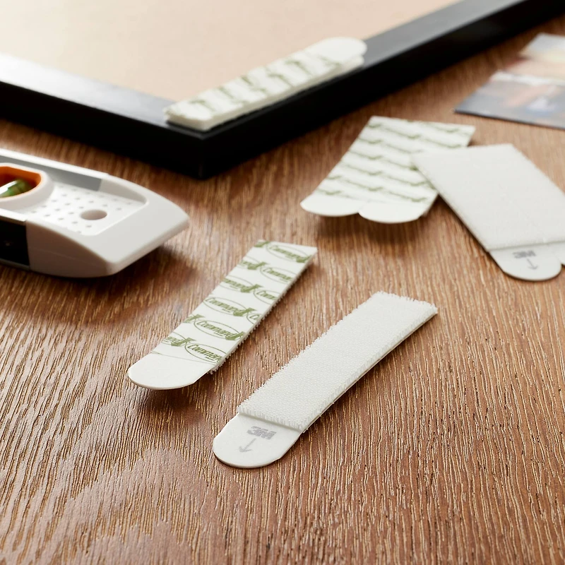 Command™ Large Picture Hanging Strips