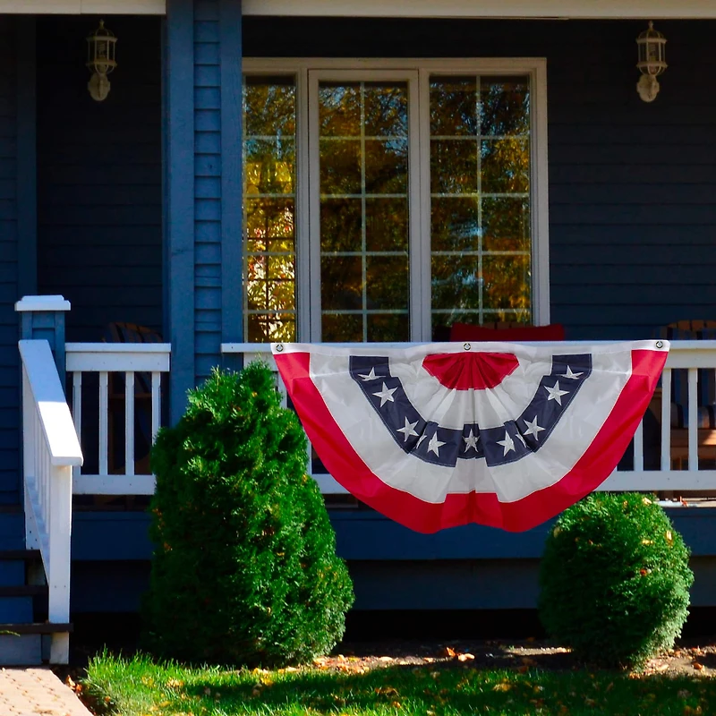 Patriotic Americana Pleated Bunting Flag, 24" x 48"